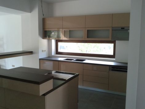 Modern konyhabútorok gyártása kecskemét budapest, tuman zsolt 0630 ...
